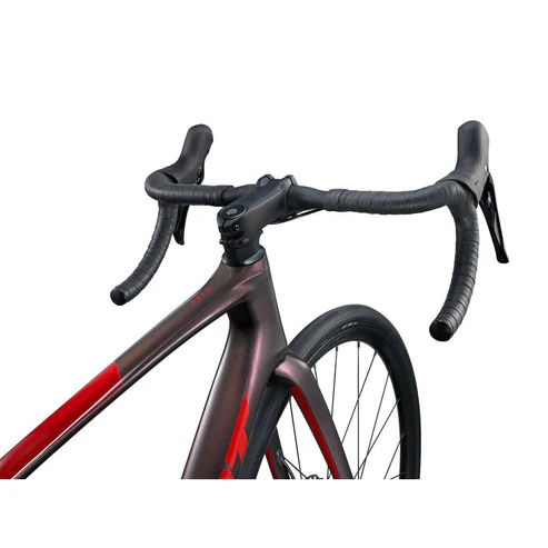 Giant Defy Advanced 2 Road Bike - Image 3